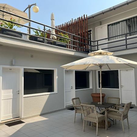 Отель Casas De Luanda Gh-Alvalade Экстерьер фото