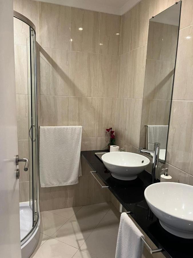 Отель Casas De Luanda Gh-Alvalade Экстерьер фото